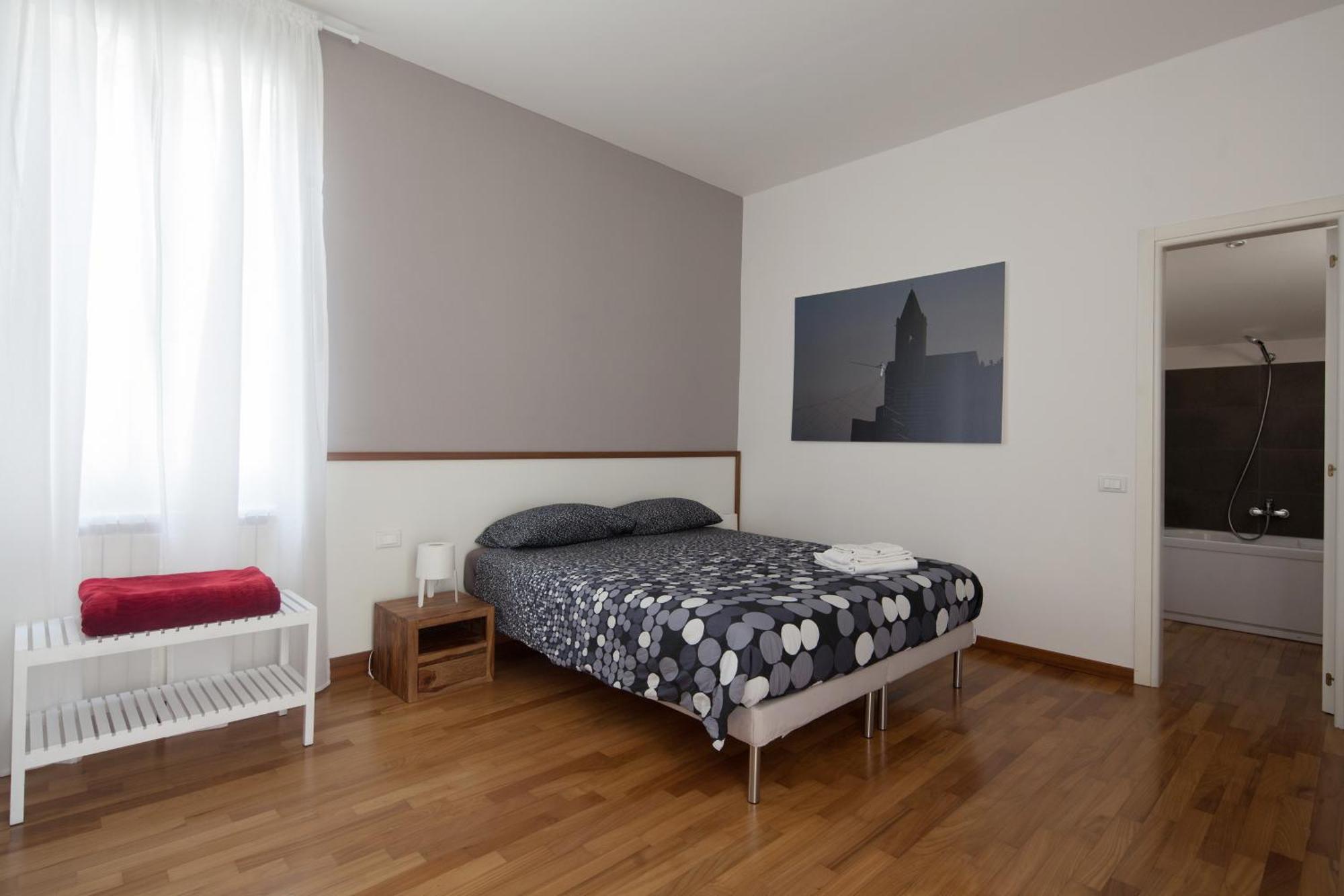 Cv5 - La Spezia City Center - Wide Modern Apartment Walking Distance To The Station To Cinque Terre - Big Terrace On The Roofs Eksteriør bilde