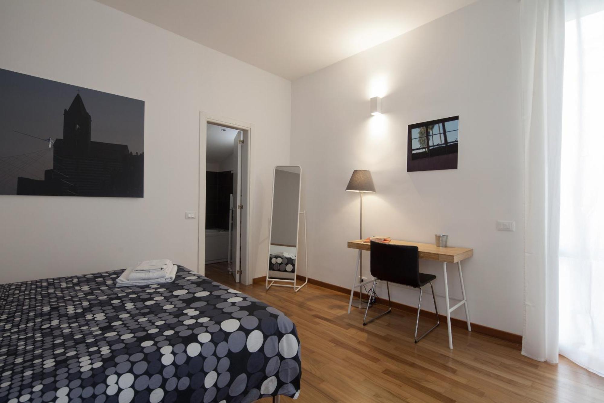 Cv5 - La Spezia City Center - Wide Modern Apartment Walking Distance To The Station To Cinque Terre - Big Terrace On The Roofs Eksteriør bilde
