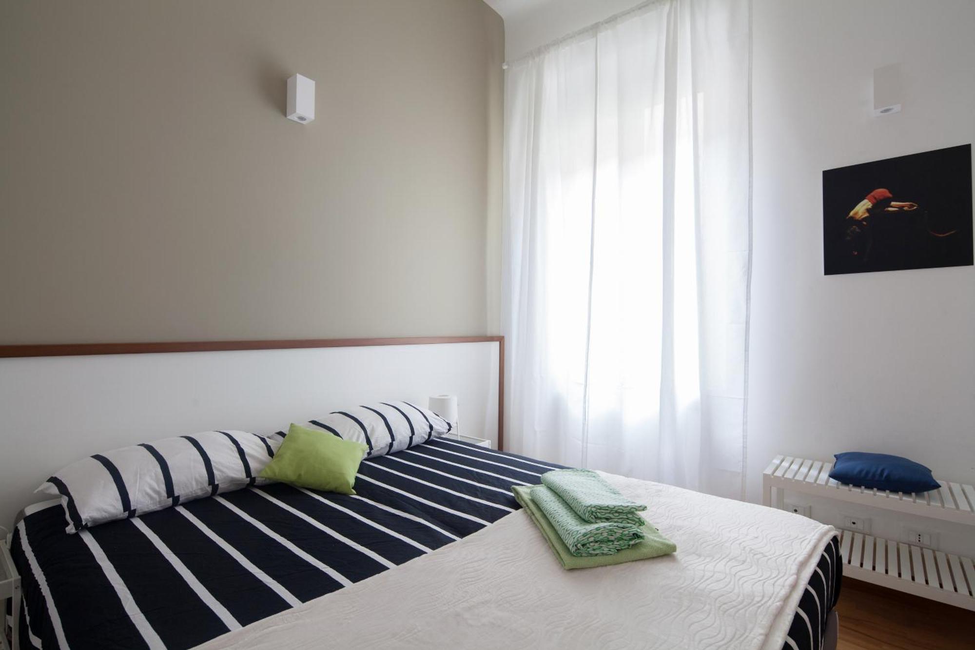 Cv5 - La Spezia City Center - Wide Modern Apartment Walking Distance To The Station To Cinque Terre - Big Terrace On The Roofs Eksteriør bilde